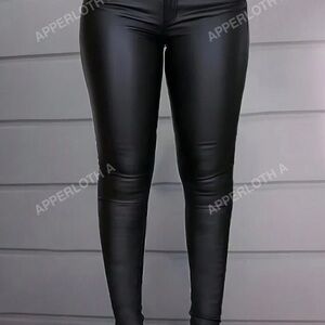 SHEIN Black Skinny Pants